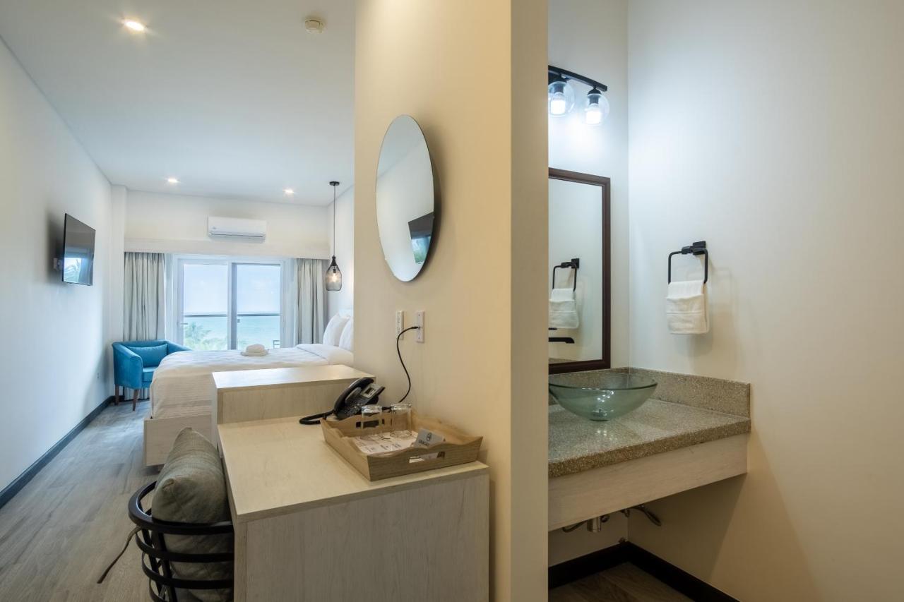 The Watermark Hotel Сан Педро Екстериор снимка
