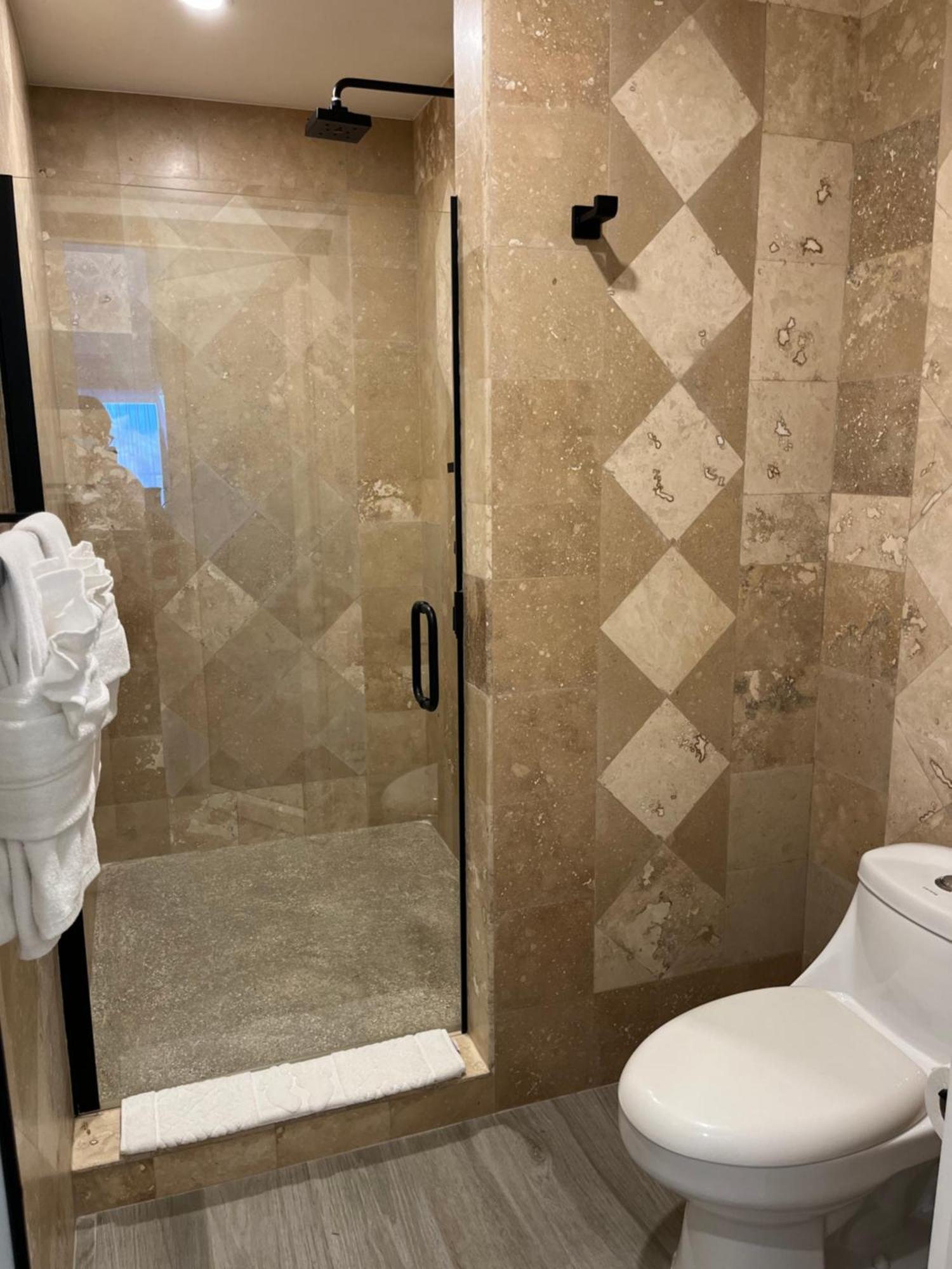 The Watermark Hotel Сан Педро Екстериор снимка